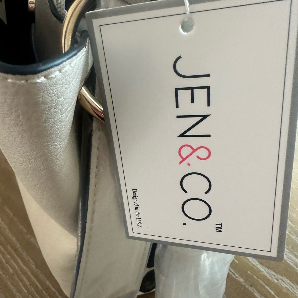 Jen & Co. Satchel Purse. - Picture 8 of 14